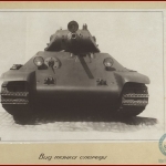 Вид танка спереди. 1940 г. РГАЭ. Ф. 7719. Оп. 4. Д. 61. Л. 5.